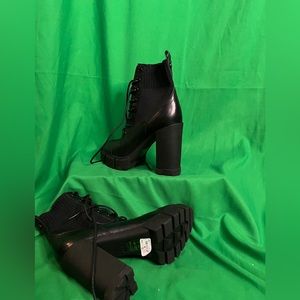 Bottes à Talons Plateforme - Taille UK 7 - Marron Suédine - Neuves Sans Boîte